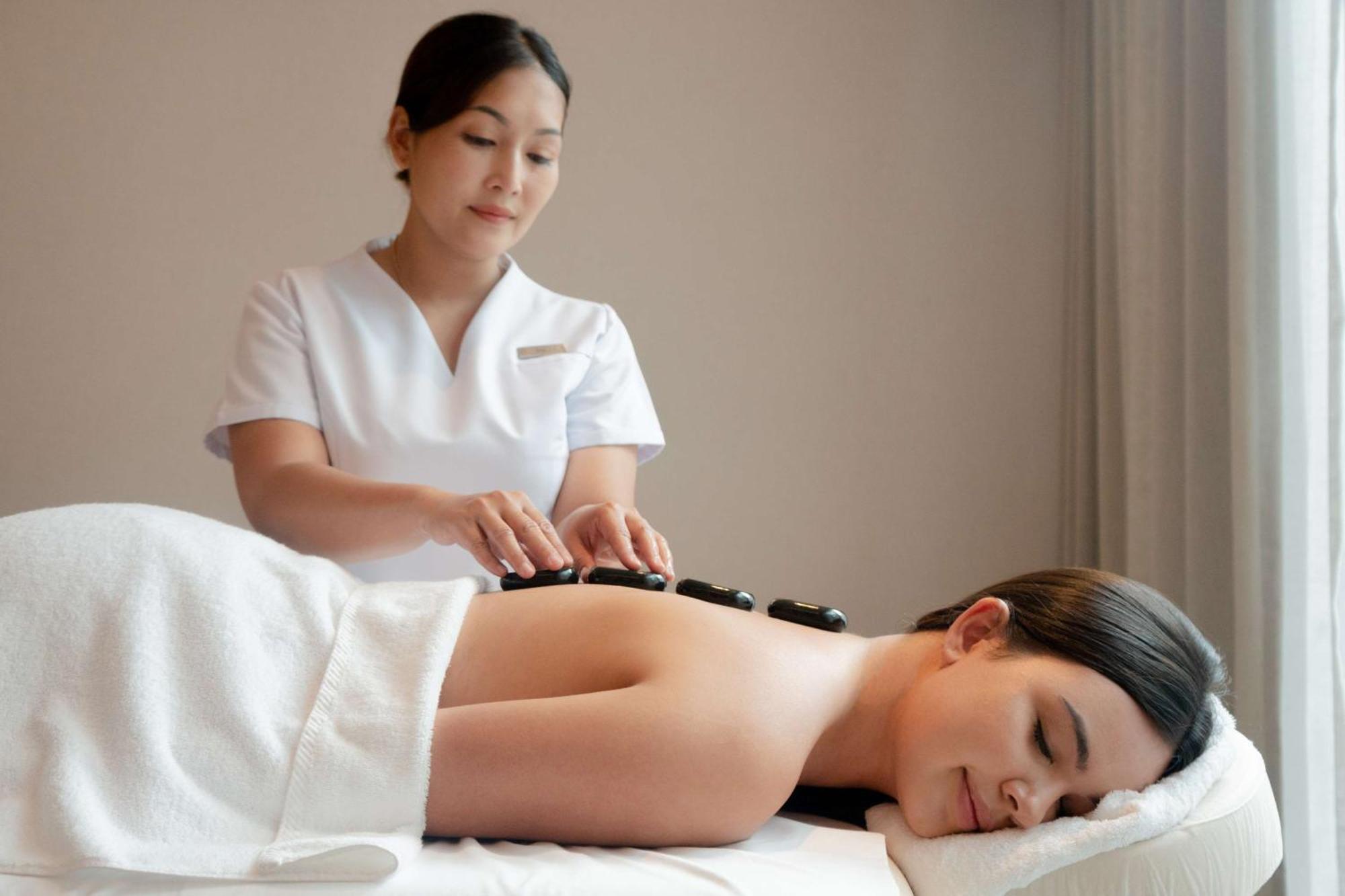 Hyatt Regency Koh Samui Praia de Chaweng Exterior foto Hot stone massage